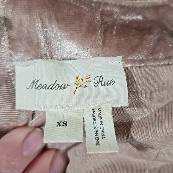 Meadow Rue Velvet Floral Blouse in Brown and Cream Sheer Floral Sleeve X-Small - Picture 5 of 6